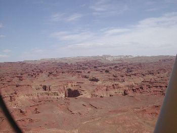 mbut05_m054.jpg